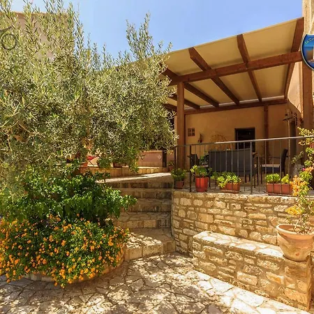 Bed & Breakfast Torre Saracena Vista Mare 3*