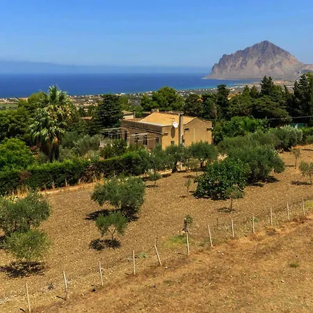 Torre Saracena Vista Mare 3* Valderice