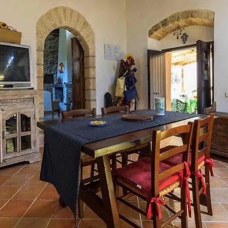 Torre Saracena Vista Mare