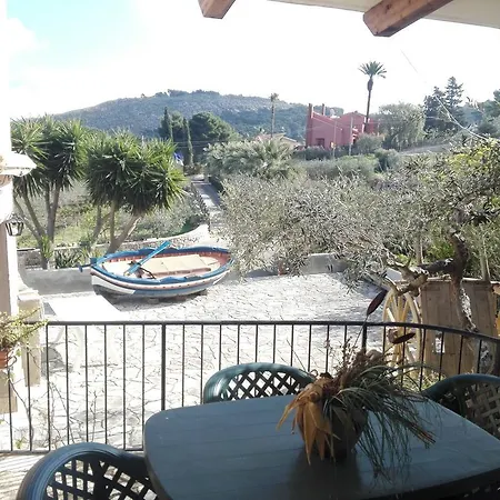 Bed and breakfast Torre Saracena Vista Mare Valderice